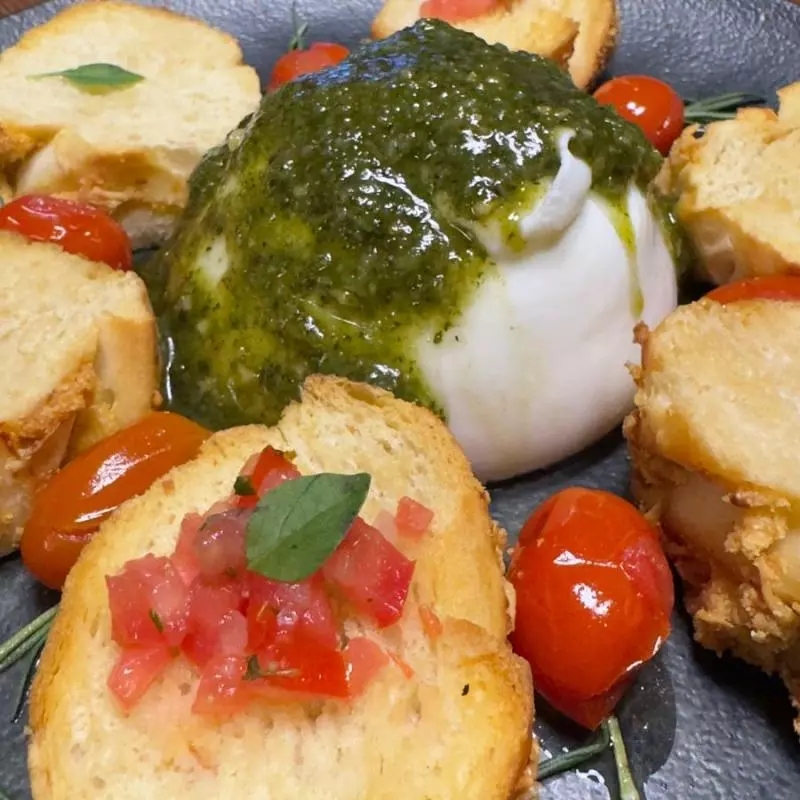 Burrata & Pesto Prime