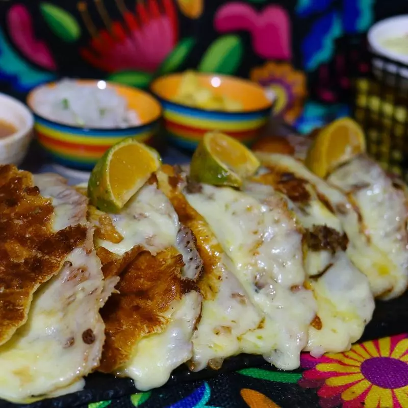 6 tacos de queso fundido