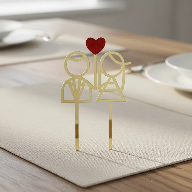 T020  TOPPER ENAMORADOS - 15X10CM