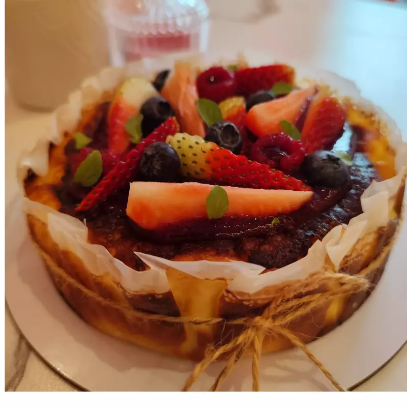 TARTA VASCA (CHEESECAKE ) MEDIANO