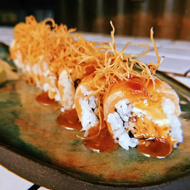 Uramaki Crispy Salmon
