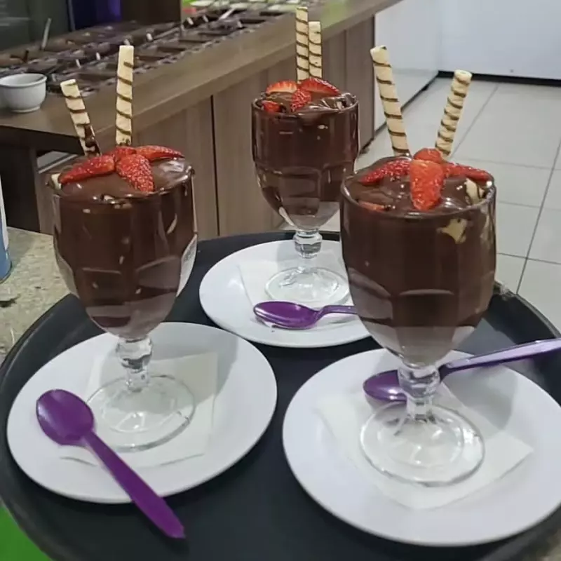 FONDUE - APENAS MORANGO