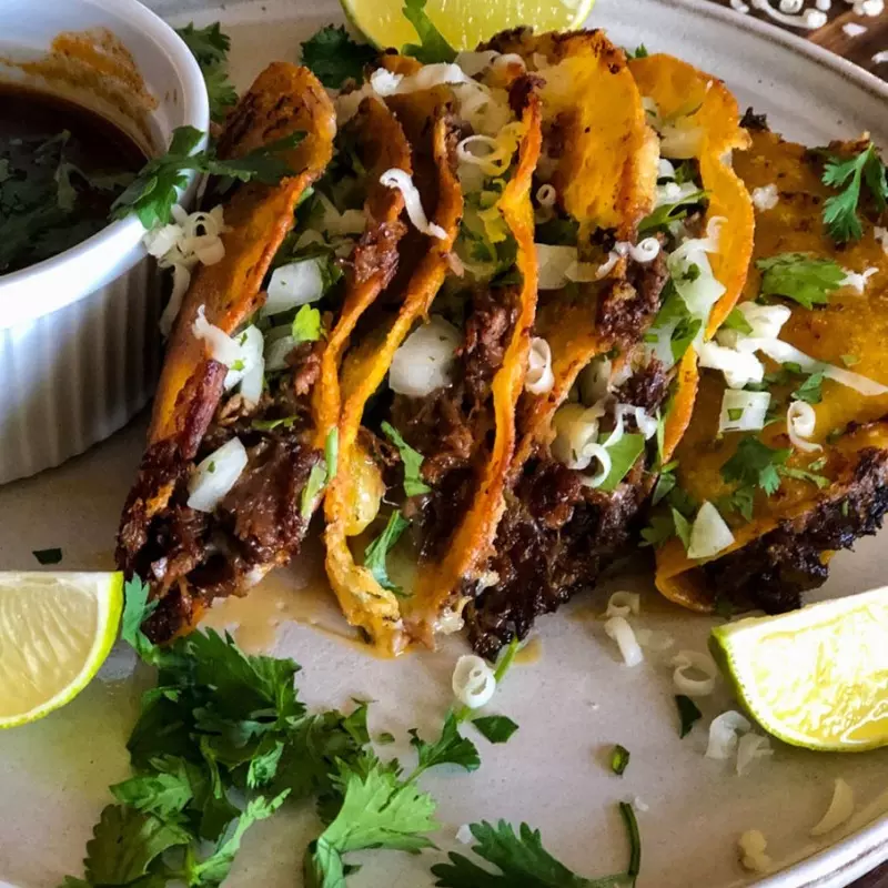 Tacos carnitas
