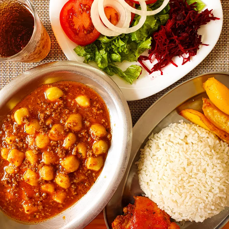 Nhoque à Bolonhesa