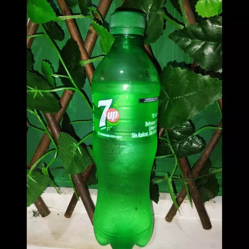 7 up  400 ml.