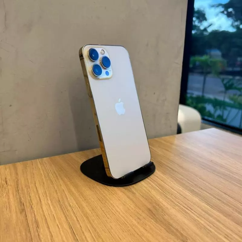 13 PRO MAX 128GB DOURADO