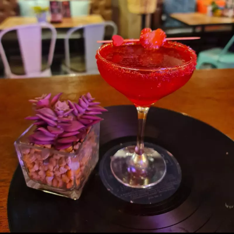 CUPIDO"S COSMO