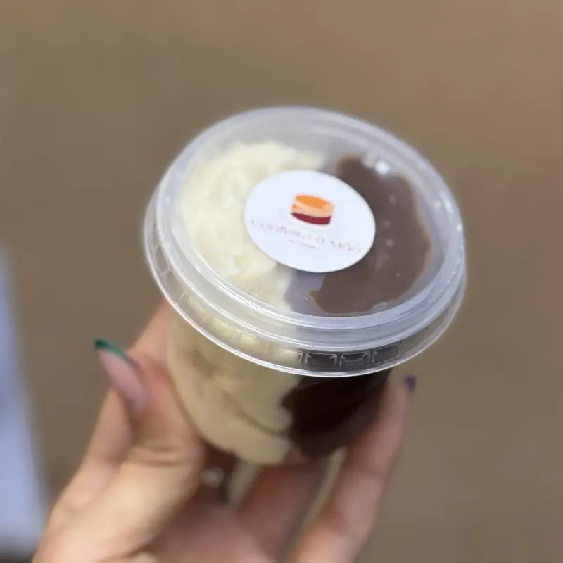 Duo cocada com brigadeiro
