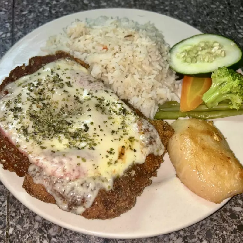 MILANESA NAPOLITANA POLLO
