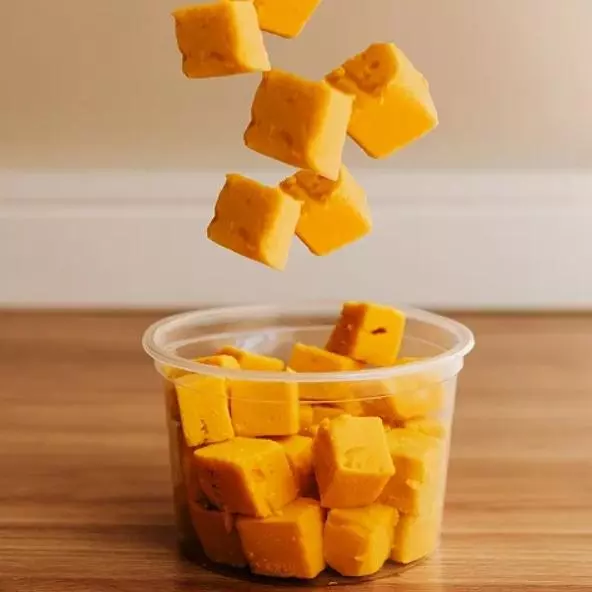 Doce de leite c/ maracujá em pedaços