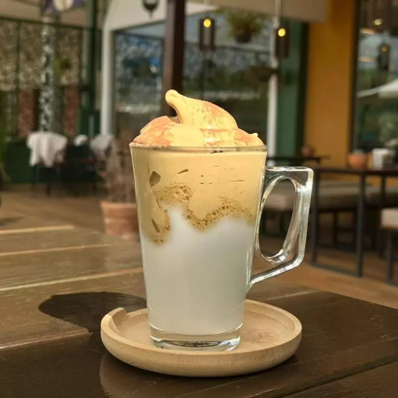 Cream coffee