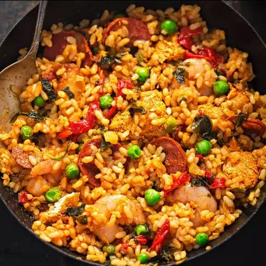 Martes 14 Julio - Paella de pollo