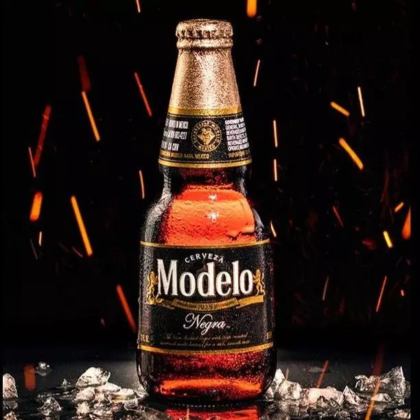 Negra modelo