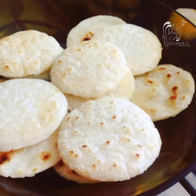 AREPA ANTIOQUEÑA