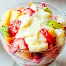 Morango + Chocolate Branco Derretido+ Banana + Mamão