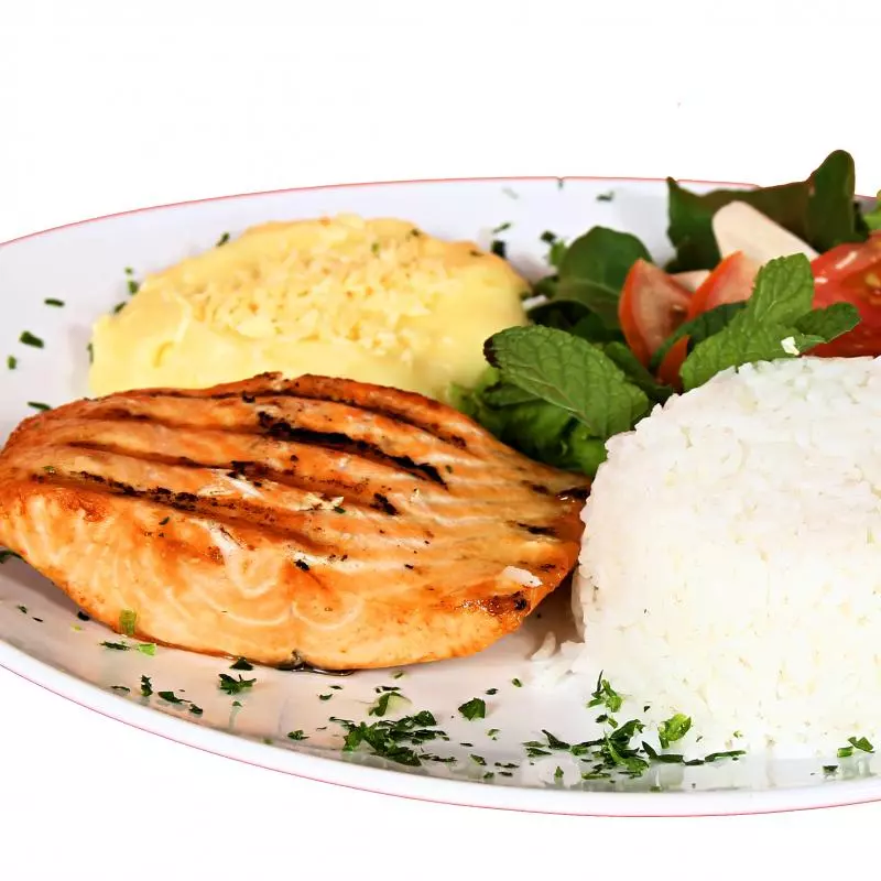 SALMÃO GRELHADO