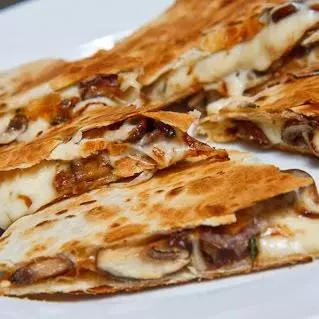 Gringa de Champignon com Muçarela