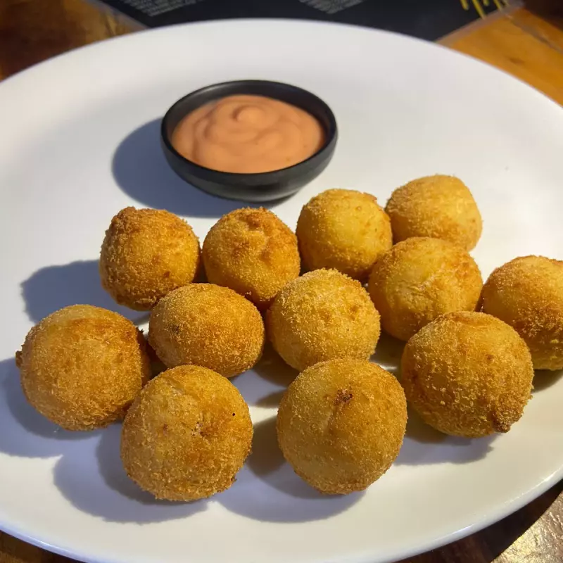 Bolinha de Carne do Sol