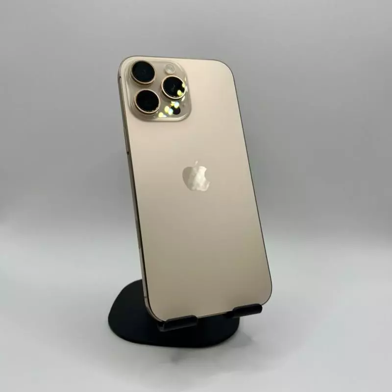 16 PRO MAX 256GB DESERT TITÂNIO