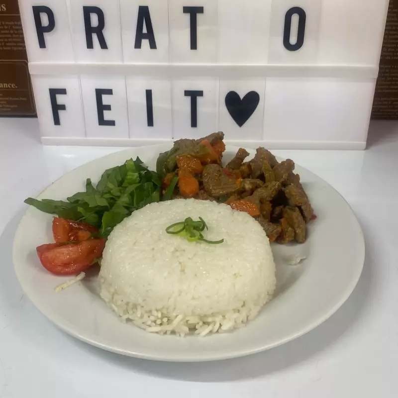 PICADINHO DE CARNE E LEGUMES牛肉と野菜のミン