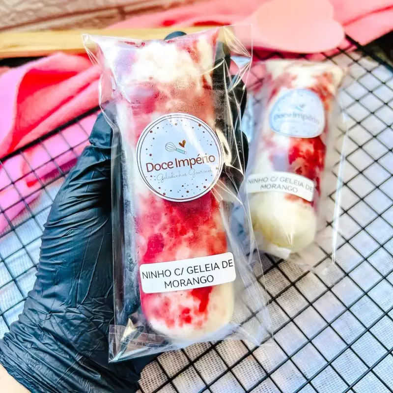 Geladinho Ninho c/ Geleia de Morango