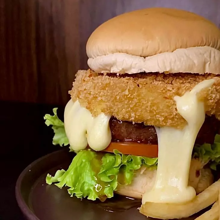 12 - Say Cheese Burger