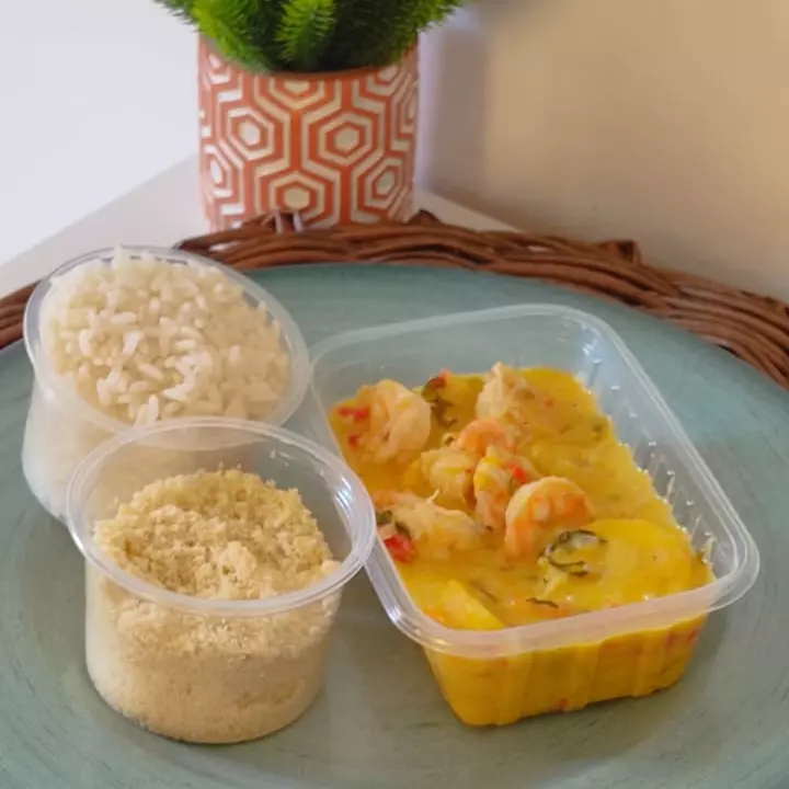 Moqueca de Camarão com Banana