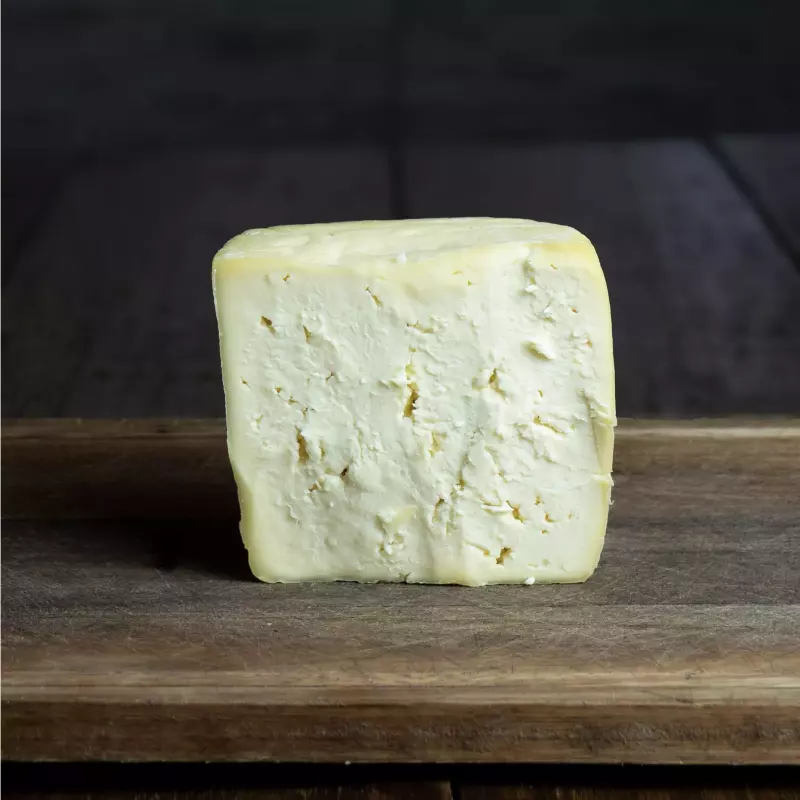 Queijo Criolo Quadrado (800g)