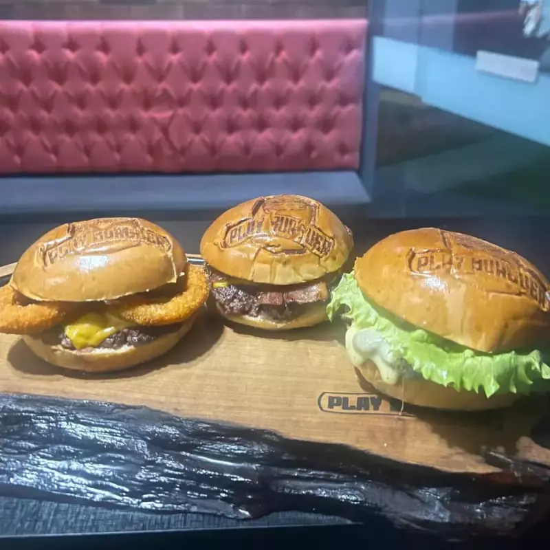 Três mosqueteiros🐴