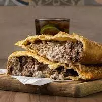Pastel de Carne de Sol