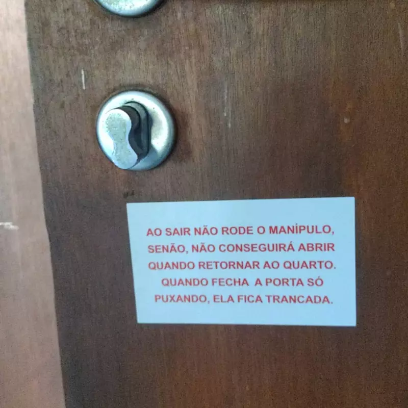 Tranca Interna da porta do quarto