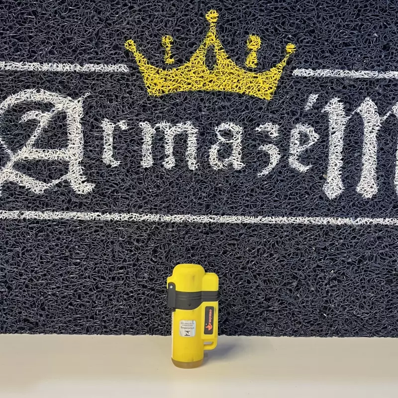 Isqueiro Maçarico WF Emborrachado