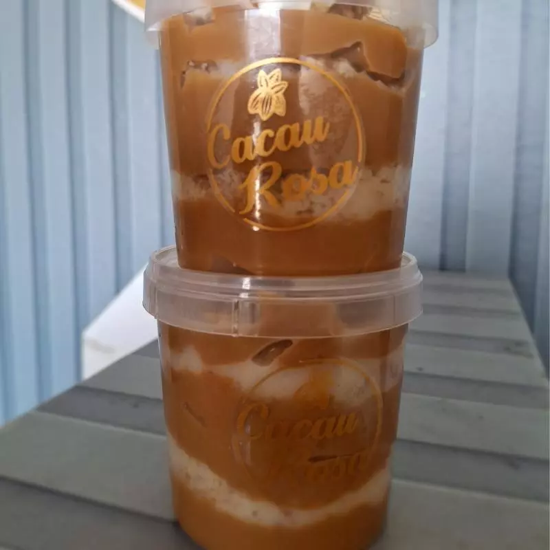 Bolo Pote Doce de Leite com Nozes