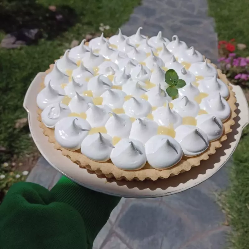 Lemon pie