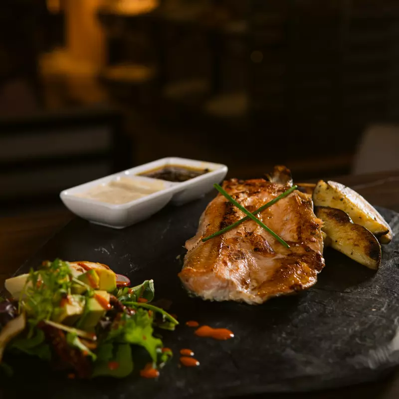 Salmón o Trucha en salsa de eneldo