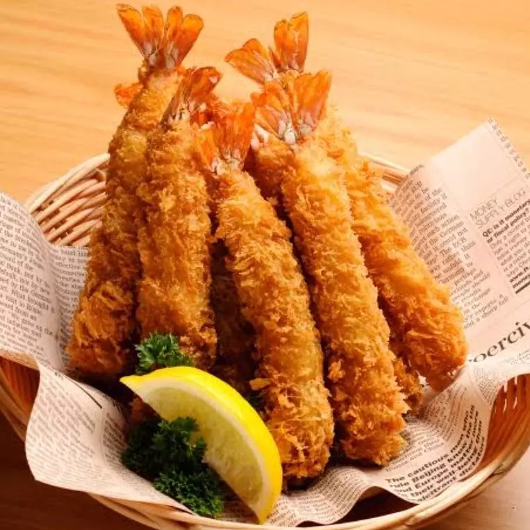 Camaron empanizado/deep fried shrimp