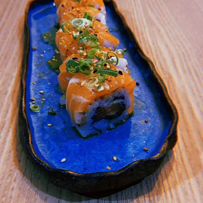 Uramaki Salmon