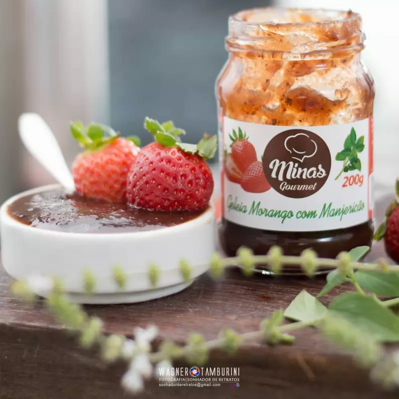 Geleia de morango com Manjericão