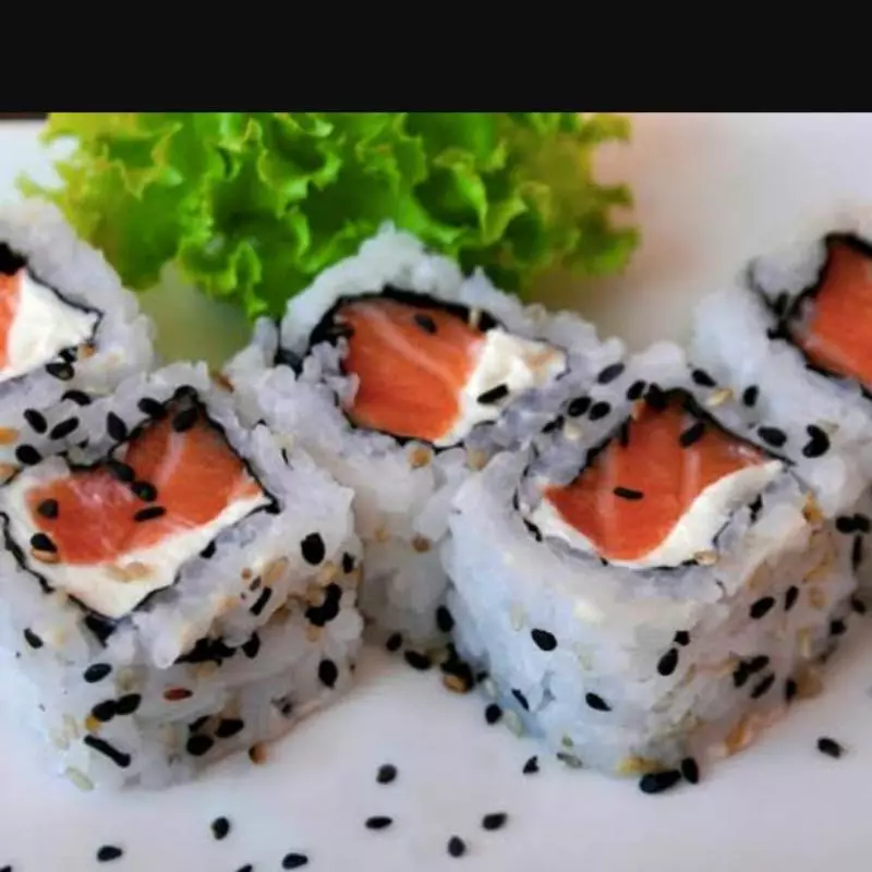 URAMAKI SALMÃO CREAMCHEESE