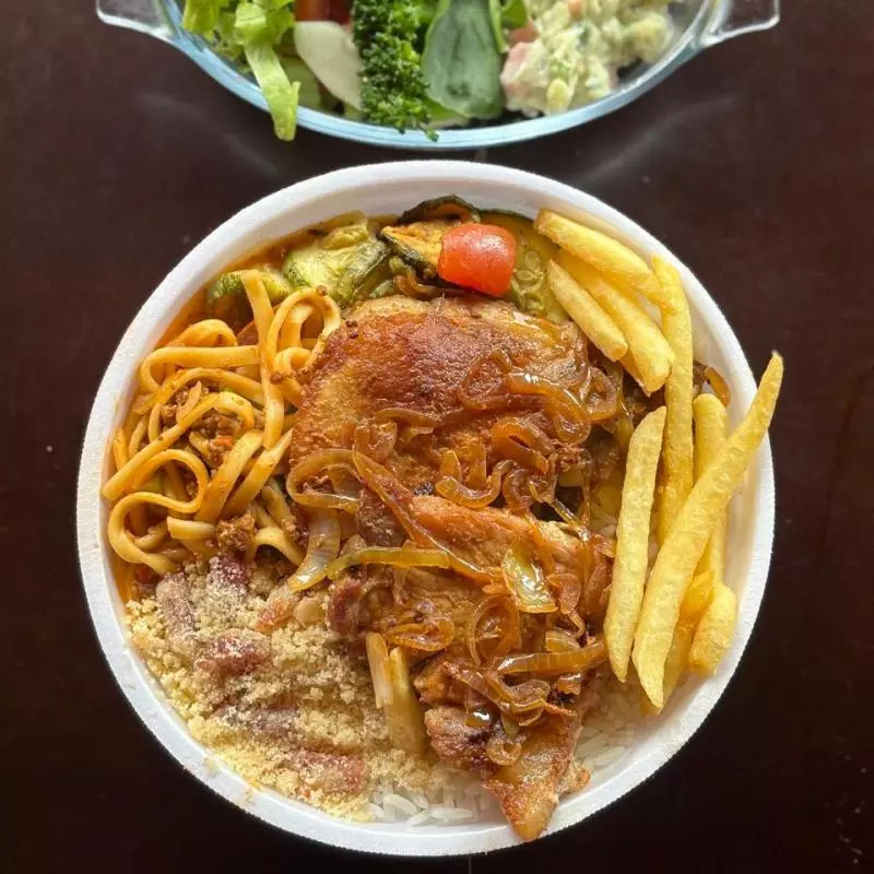 G. do dia: Bisteca suína acebolada