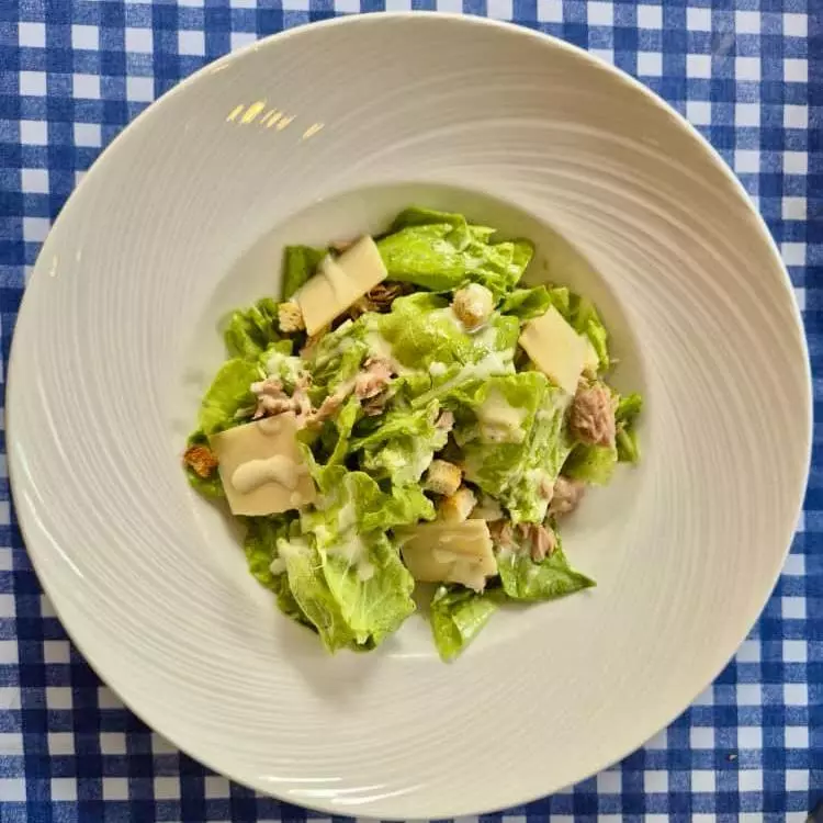 Ensalada Cesar de Atún
