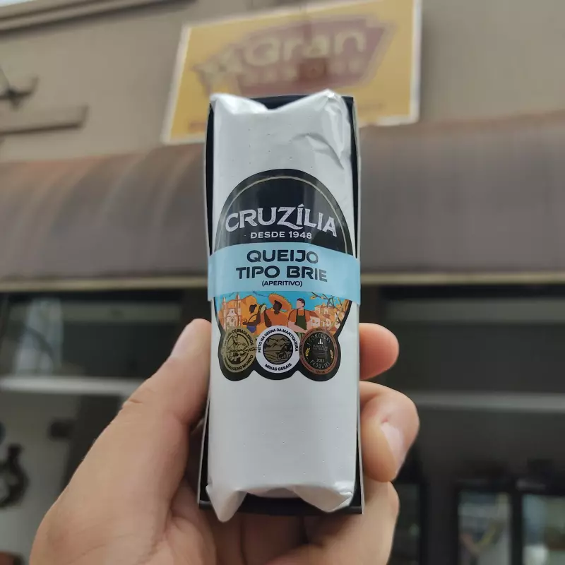 Brie Cilíndrico - Cruzília