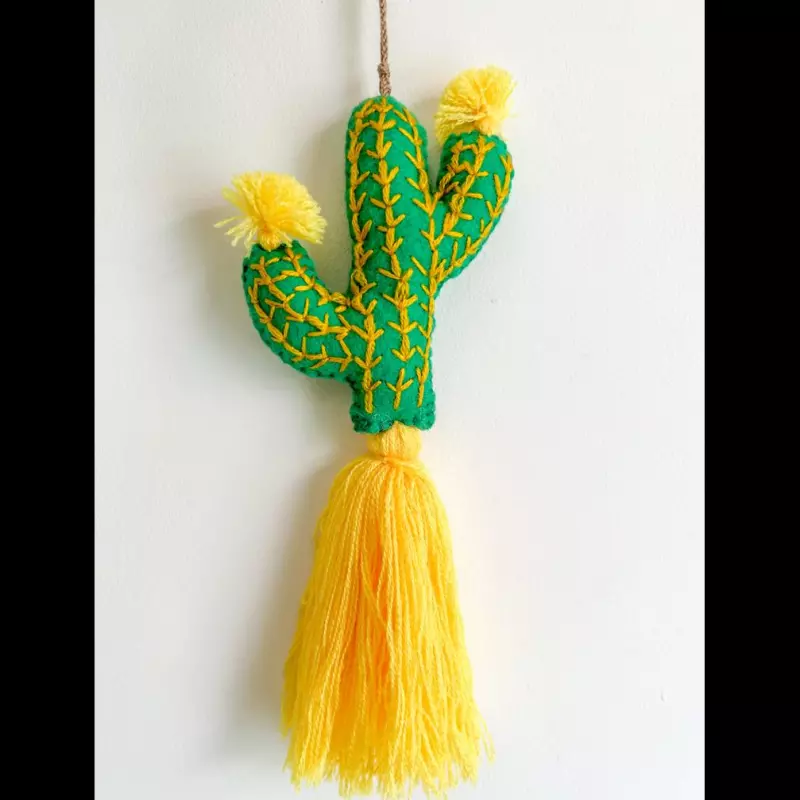 Cacto Bordado a mão