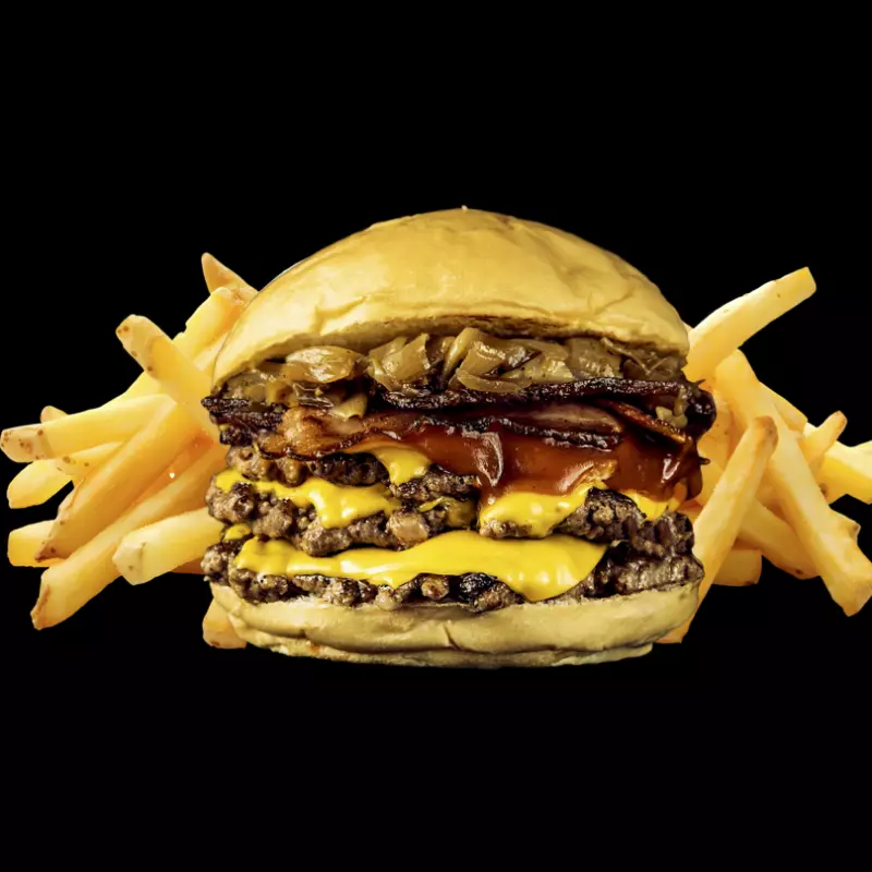 Nashee Triple + Papas Fritas