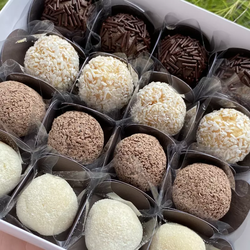 Kit com 4 brigadeiros