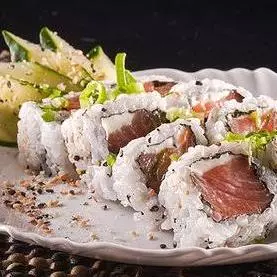 4 Peças de Uramaki de atum