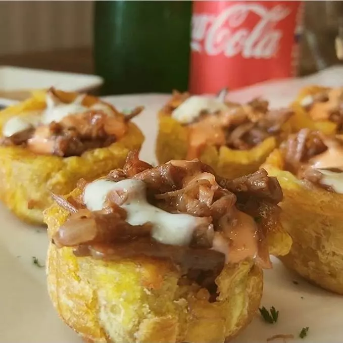 Mini Patacon Baskets with Pull Beef