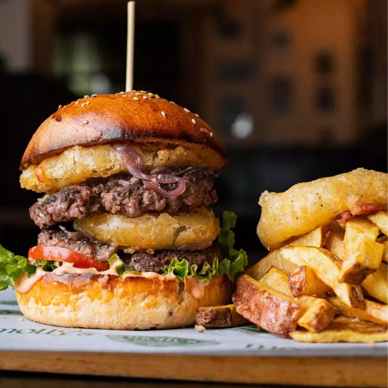 Molly's Beef & Beer Burger