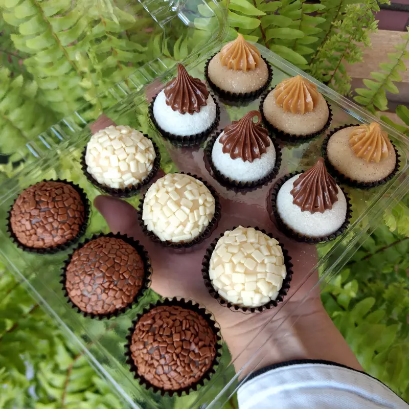 12 brigadeiros gourmets
