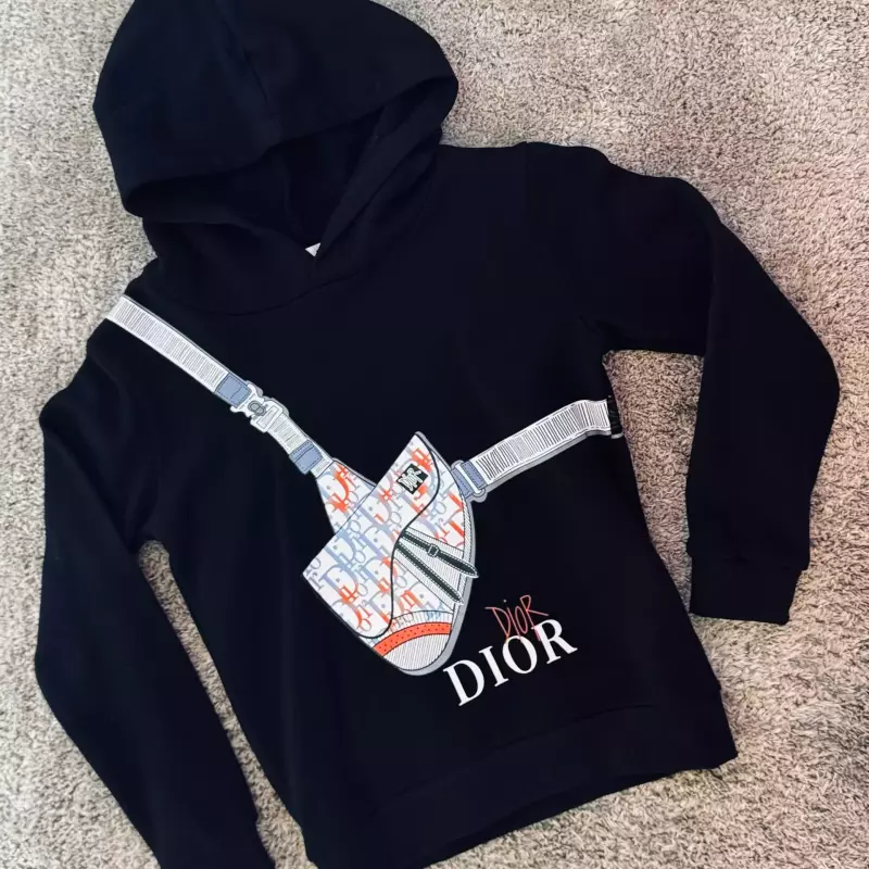 DIOR
